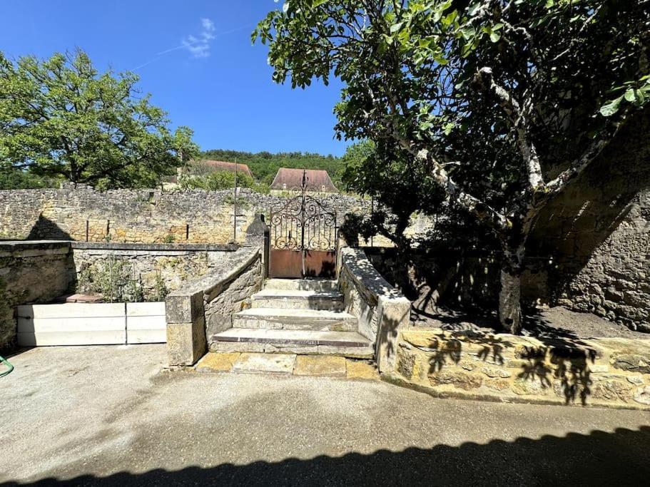Vila L'Epicerie De Bézenac Exteriér fotografie