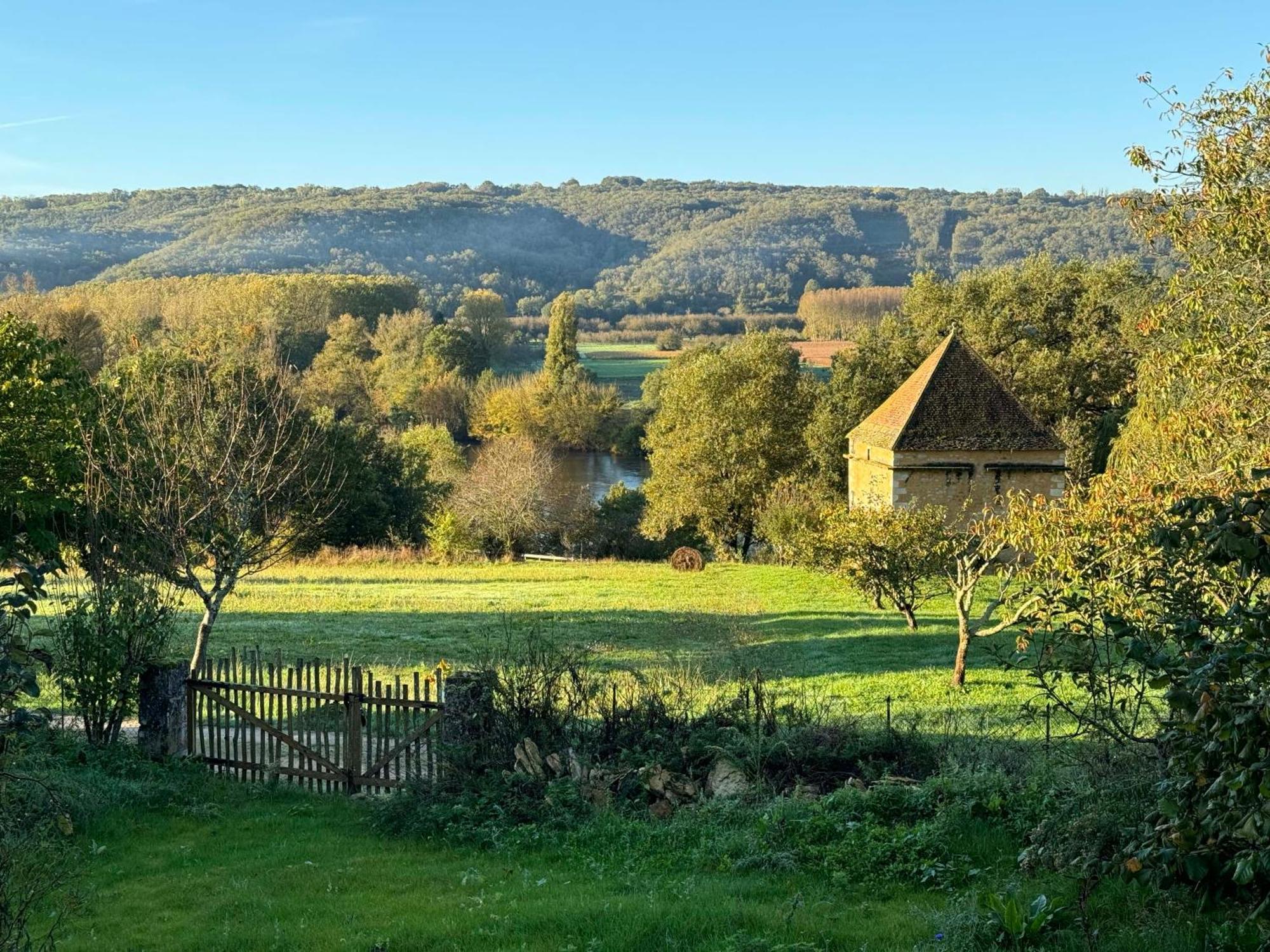 Vila L'Epicerie De Bézenac Exteriér fotografie